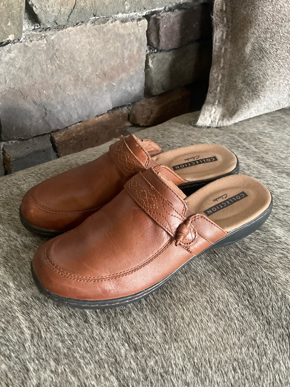 Clarks Collection Patty Nell Brown Leather Mule Size 6.5